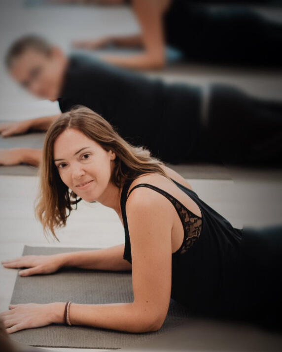 Raquel Devillé, thérapeute spécialiste en stress et trauma Audrey Thieffine, Ethe, Belgique