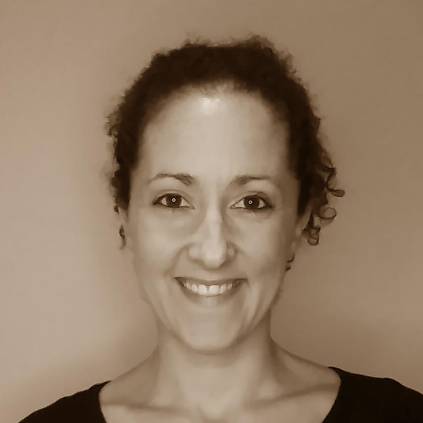 Raquel Devillé, thérapeute spécialiste en stress et trauma Nicki Tinson, Royaume-Uni