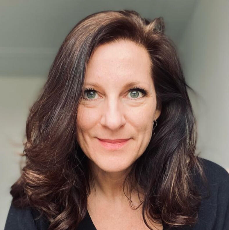 Raquel Devillé, thérapeute spécialiste en stress et trauma Angela Sarneel, Pays-Bas